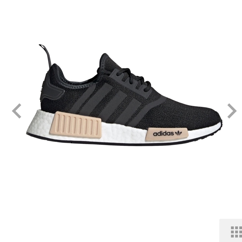 Women Adidas NMD’s size 7.5
